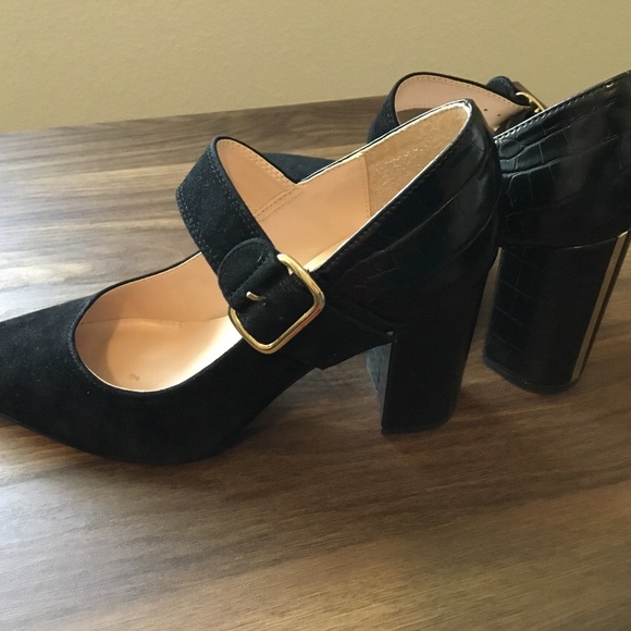 Black suede Tommy Hilfiger heels size 9.5 - Picture 1 of 2